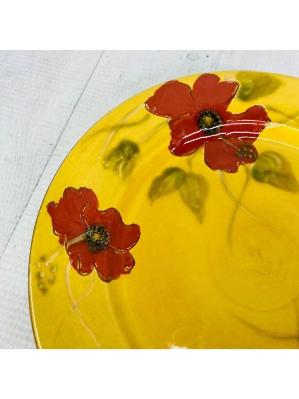 Living Quaters FLEUR DE PARADIS Red Hibiscus Ceramic Lunch Salad Plates Set 4